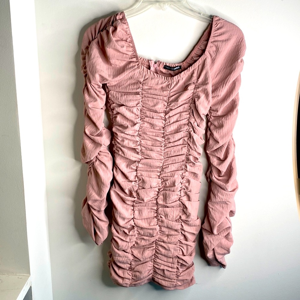 Never worn this is an XS